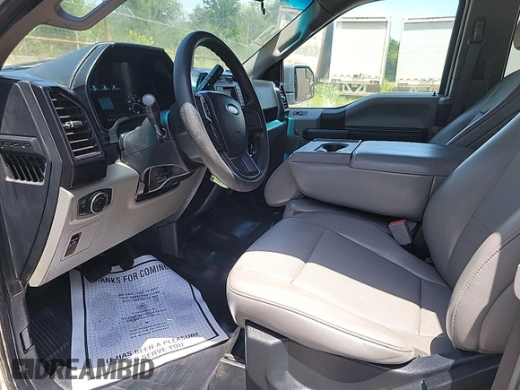 2018 Ford F-150 XL with VIN 1FTFX1E50JKF31298, listed as a IAAI auction lot 42777733 with 152,204 mi miles and . Bid and sale history available at DreamBid. Image 11.