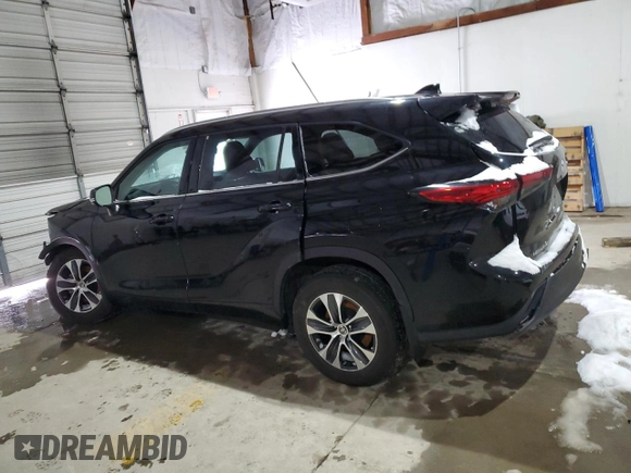 2021 Toyota Highlander XLE with VIN 5TDHZRBHXMS554620, listed as a Copart auction lot 45328635 with 67,262 mi miles and Salvage title. Bid and sale history available at DreamBid. Image 2.