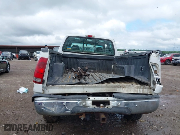 1999 Ford F-350 XL with VIN 1FTSW31F7XED56678, listed as a IAAI auction lot 42440204 with 299,170 mi miles and . Bid and sale history available at DreamBid. Image 17.
