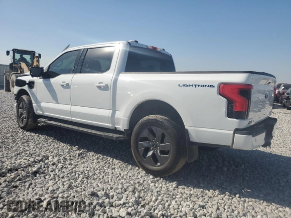 2023 Ford F-150 Lightning Pro z VIN 1FT6W1EV3PWG34249, wystawiony jako Copart lot #46901535 z przebiegiem 9 389 mil mil oraz Szkoda całkowita • Salvage title. Historia ofert i sprzedaży dostępna na DreamBid. Obrazek 2.