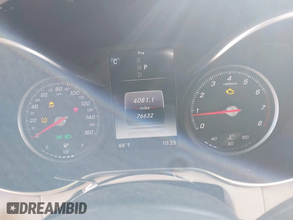 2017 Mercedes-Benz GLC with VIN WDC0G4KB5HF144051, listed as a IAAI auction lot 41944240 with 76,632 mi miles. Bid and sale history available at carsss.com. Image 7.