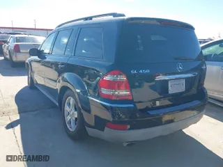 2009 Mercedes-Benz GL-Class 4.6L with VIN 4JGBF71E59A442902, listed as a IAAI auction lot 41324961 with 200,337 mi miles. Bid and sale history available at carsss.com. Image 3.