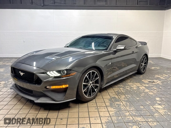 2018 Ford Mustang GT with VIN 1FA6P8CFXJ5165083, listed as a Copart auction lot 64522525 with 61,415 mi miles and Clean title. Bid and sale history available at DreamBid. Image 2.