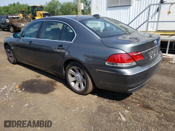 2006 BMW 7 Series 750Li with VIN WBAHN83546DT34797, listed as a Copart auction lot 60511685 with 92,565 mi miles and Salvage title. Bid and sale history available at DreamBid. Image 2.