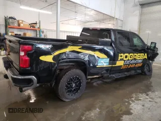 2024 Chevrolet Silverado 3500HD LT with VIN 1GC4YTEY6RF101886, listed as a Copart auction lot 71634544 with 47,224 mi miles and Salvage Title. Bid and sale history available at DreamBid. Image 3.