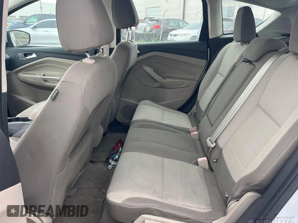 2015 Ford C-Max SE z VIN 1FADP5AU6FL105439, wystawiony jako IAAI lot #42337865 z przebiegiem 166 164 mil mil oraz . Historia ofert i sprzedaży dostępna na DreamBid. Obrazek 1.