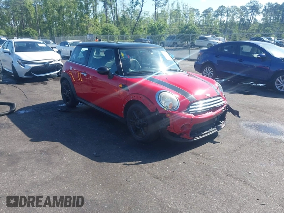 2013 MINI Hardtop with VIN WMWSU3C58DT683041, listed as a IAAI auction lot 42162366 with 76,724 mi miles and . Bid and sale history available at DreamBid. Image 1.