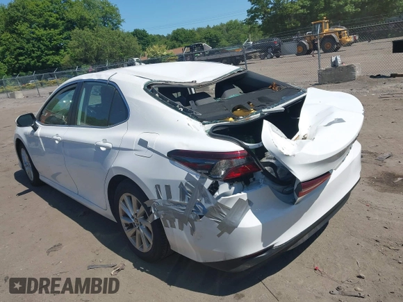 2023 Toyota Camry LE z VIN 4T1C11AK0PU145781, wystawiony jako IAAI lot #42404456 z przebiegiem 53 657 mil mil oraz . Historia ofert i sprzedaży dostępna na DreamBid. Obrazek 3.