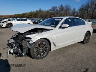 2019 BMW 5 Series 530e xDrive with VIN WBAJB1C5XKB375913, listed as a Copart auction lot 82580004 with Not provided miles and Salvage title. Bid and sale history available at DreamBid. Image 1.