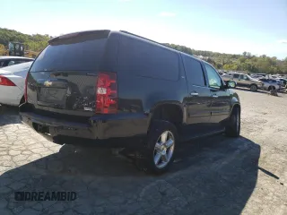 2008 Chevrolet Suburban LT w/2LT with VIN 1GNFK16328R171178, listed as a Copart auction lot 75435094 with 162,930 mi miles and Salvage Title. Bid and sale history available at carsss.com. Image 3.