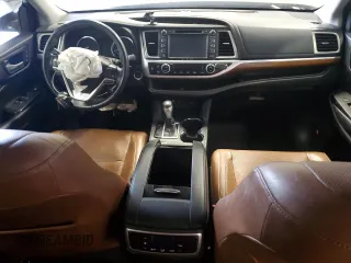 2018 Toyota Highlander Limited with VIN 5TDDZRFH8JS897561, listed as a Copart auction lot 47493225 with Not provided miles and Salvage title. Bid and sale history available at DreamBid. Image 8.