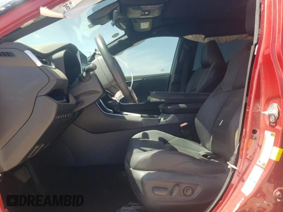 2022 Toyota RAV4 XSE with VIN JTMFB3FV4ND085997, listed as a Copart auction lot 50556935 with 28,662 mi miles and Salvage title. Bid and sale history available at DreamBid. Image 7.