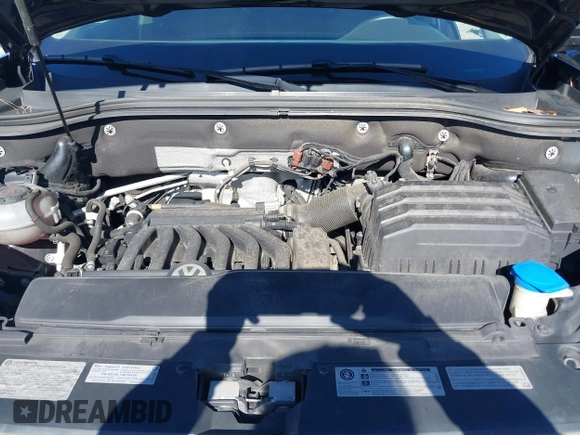2018 Volkswagen Atlas SE z VIN 1V2LR2CA4JC582833, wystawiony jako IAAI lot #41452891 z przebiegiem 122 396 mil mil oraz . Historia ofert i sprzedaży dostępna na DreamBid. Obrazek 10.