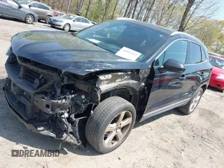 2018 Lincoln MKC Premiere with VIN 5LMCJ1C93JUL00872, listed as a IAAI auction lot 41933337 with 82,493 mi miles and . Bid and sale history available at DreamBid. Image 22.