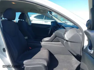 2019 Honda Insight EX with VIN 19XZE4F51KE033845, listed as a IAAI auction lot 41160819 with 88,954 mi miles. Bid and sale history available at carsss.com. Image 5.