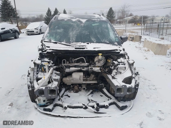 2018 Chrysler Pacifica Limited with VIN 2C4RC1GG8JR351124, listed as a IAAI auction lot 41398544 with 0 mi miles. Bid and sale history available at carsss.com. Image 12.