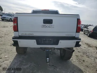 2017 GMC Sierra 2500HD Denali with VIN 1GT12UEGXHF169804, listed as a Copart auction lot 43223325 with 121,469 mi miles and Salvage Title. Bid and sale history available at carsss.com. Image 6.