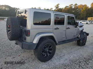 2017 Jeep Wrangler Unlimited Sahara with VIN 1C4HJWEG8HL697341, listed as a Copart auction lot 81313424 with 118,693 mi miles and Salvage title. Bid and sale history available at DreamBid. Image 3.