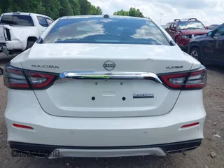 2023 Nissan Maxima Platinum z VIN 1N4AA6FV5PC512973, wystawiony jako IAAI lot #42317887 z przebiegiem 8 067 mil mil oraz . Historia ofert i sprzedaży dostępna na DreamBid. Obrazek 16.