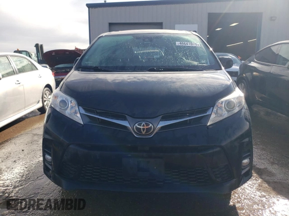 2019 Toyota Sienna XLE Auto Access Seat with VIN 5TDYZ3DC9KS019158, listed as a Copart auction lot 46641975 with 304,551 mi miles and Salvage Title. Bid and sale history available at carsss.com. Image 5.