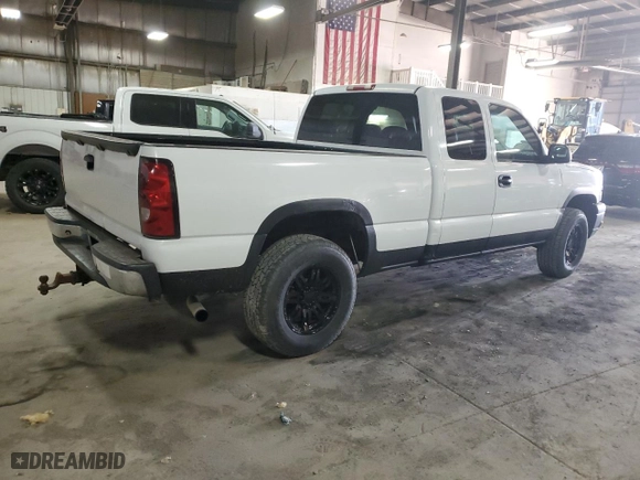 2004 Chevrolet Silverado 1500 LS with VIN 2GCEK19T041104419, listed as a Copart auction lot 49483725 with 267,300 mi miles and Clean Title. Bid and sale history available at carsss.com. Image 3.