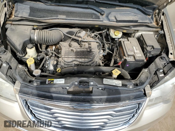 2014 Chrysler Town & Country Touring L 30th Anniversary with VIN 2C4RC1CG4ER146461, listed as a Copart auction lot 58491645 with 112,668 mi miles and Clean title. Bid and sale history available at DreamBid. Image 12.