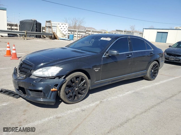 2013 Mercedes-Benz S-Class S 63 AMG with VIN WDDNG7EB2DA512983, listed as a Copart auction lot 50145255 with 92,196 mi miles and Salvage Title. Bid and sale history available at carsss.com. Image 1.