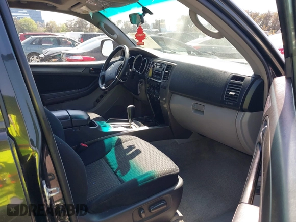 2007 Toyota 4Runner SR5 with VIN JTEZU14R878089768, listed as a IAAI auction lot 41997364 with 189,295 mi miles and . Bid and sale history available at DreamBid. Image 5.