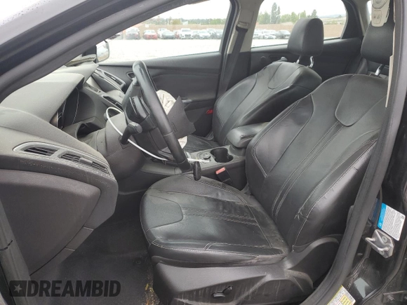 2012 Ford Focus Titanium с VIN 1FAHP3N29CL356059, выставлен на аукционе Copart как лот 53586435 с пробегом 272 763 миль миль и Списание • Salvage title. История ставок и продаж доступна на DreamBid. Изображение 7.