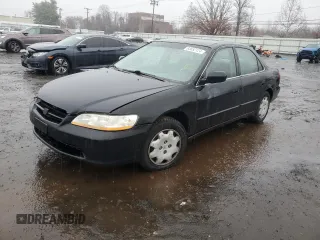 1999 Honda Accord LX z VIN 1HGCG5548XA120684, wystawiony jako Copart lot #83852124 z przebiegiem 184 708 mil mil oraz Szkoda całkowita • Salvage title. Historia ofert i sprzedaży dostępna na DreamBid. Obrazek 1.