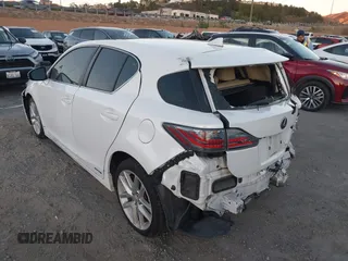 2014 Lexus CT 200h z VIN JTHKD5BH9E2205419, wystawiony jako IAAI lot #41312878 z przebiegiem 115 165 mil mil oraz . Historia ofert i sprzedaży dostępna na DreamBid. Obrazek 3.