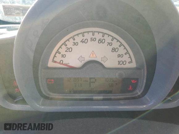 2008 Smart fortwo Pure with VIN WMEEJ31XX8K153597, listed as a Copart auction lot 79967254 with 121,897 mi miles and Clean title. Bid and sale history available at DreamBid. Image 9.