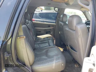 2004 Chevrolet Tahoe LS with VIN 1GNEC13T04R156427, listed as a IAAI auction lot 42333312 with 303,040 mi miles and . Bid and sale history available at DreamBid. Image 8.