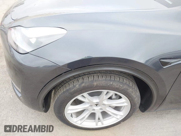 2024 Tesla Model Y с VIN 7SAYGDED9RF092955, выставлен на аукционе IAAI как лот 42757539 с пробегом 6 385 миль миль и . История ставок и продаж доступна на DreamBid. Изображение 19.