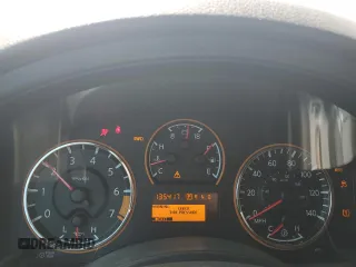 2012 Nissan Armada Platinum z VIN 5N1AA0NC8CN612390, wystawiony jako Copart lot #53537645 z przebiegiem 135 417 mil mil oraz Szkoda całkowita • Salvage title. Historia ofert i sprzedaży dostępna na DreamBid. Obrazek 9.