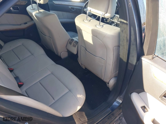 2011 Mercedes-Benz E-Class E 350 Luxury BlueTEC with VIN WDDHF2EB5BA350475, listed as a IAAI auction lot 41777123 with 154,730 mi miles. Bid and sale history available at carsss.com. Image 8.