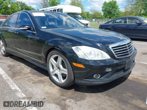 2008 Mercedes-Benz S 5.5L V8 with VIN WDDNG86X58A185159, listed as a IAAI auction lot 42221426 with 186,516 mi miles. Bid and sale history available at carsss.com. Image 1.