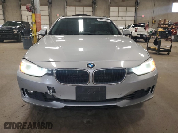 2014 BMW 3 Series 328i xDrive with VIN WBA3G7C50EKN37632, listed as a Copart auction lot 54827855 with 169,008 mi miles and Clean title. Bid and sale history available at DreamBid. Image 5.