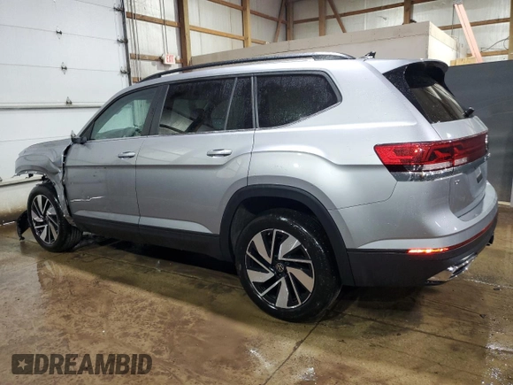 2025 Volkswagen Atlas SE with VIN 1V2HR2CA9SC535384, listed as a Copart auction lot 62152365 with 14,535 mi miles and Clean title. Bid and sale history available at DreamBid. Image 2.