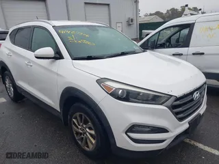2016 Hyundai Tucson SE with VIN KM8J3CA40GU021699, listed as a IAAI auction lot 41467206 with 183,294 mi miles. Bid and sale history available at carsss.com. Image 1.