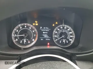 2022 Hyundai Venue SE z VIN KMHRB8A36NU133236, wystawiony jako Copart lot #52493995 z przebiegiem 37 314 mil mil oraz Nie do naprawy • Non repairable. Historia ofert i sprzedaży dostępna na DreamBid. Obrazek 9.