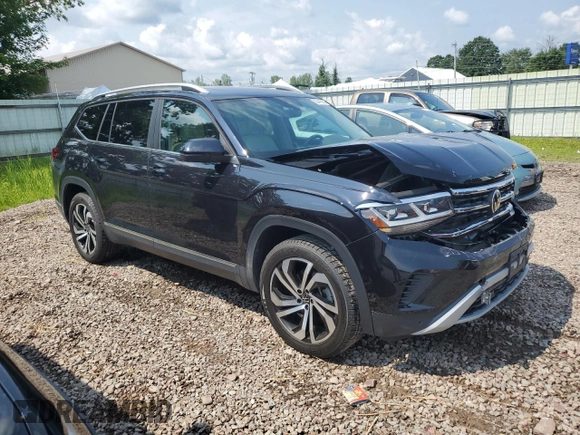 2022 Volkswagen Atlas SEL with VIN 1V2BR2CA1NC560810, listed as a Copart auction lot 63440665 with 54,121 mi miles and Salvage title. Bid and sale history available at DreamBid. Image 4.