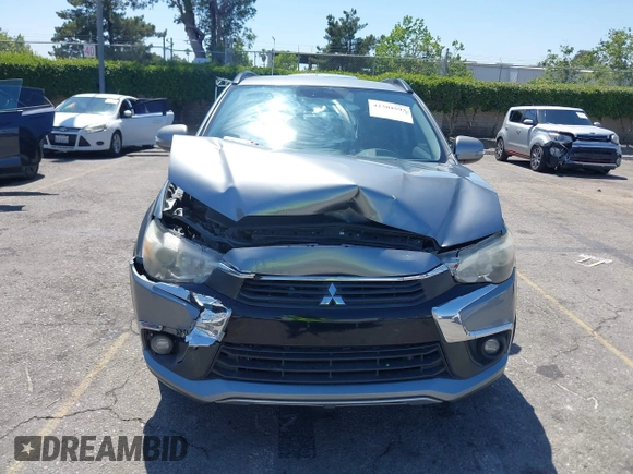 2016 Mitsubishi Outlander SEL z VIN JA4AP4AW5GZ028306, wystawiony jako IAAI lot #42304593 z przebiegiem 138 595 mil mil oraz . Historia ofert i sprzedaży dostępna na DreamBid. Obrazek 12.