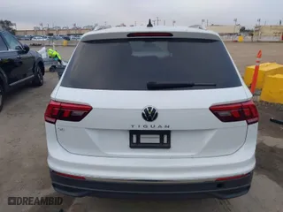 2023 Volkswagen Tiguan SE with VIN 3VV3B7AX3PM071438, listed as a IAAI auction lot 41678623 with 4,775 mi miles. Bid and sale history available at carsss.com. Image 17.