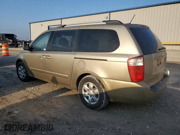 2009 Kia Sedona LX with VIN KNDMB233696294267, listed as a Copart auction lot 70320384 with 276,205 mi miles and Clean Title. Bid and sale history available at carsss.com. Image 2.