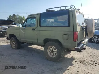 1987 Ford Bronco z VIN 1FMCU14T6HUC98971, wystawiony jako Copart lot #69262784 z przebiegiem 49 522 mil mil oraz Czysty tytuł • Clean title. Historia ofert i sprzedaży dostępna na DreamBid. Obrazek 2.