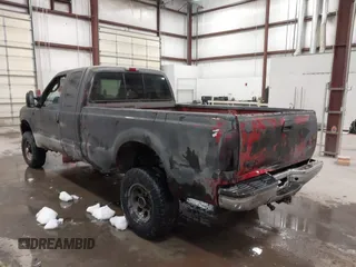 2003 Ford Super Duty F-250 XL with VIN 1FTNX21P73EC21871, listed as a IAAI auction lot 41280545 with 1 mi miles. Bid and sale history available at carsss.com. Image 3.