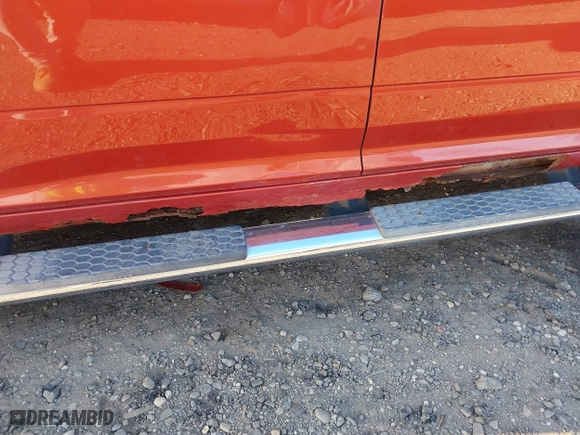 2009 Dodge Ram 1500 SLT with VIN 1D3HV18T39S731832, listed as a IAAI auction lot 42039890 with 176,812 mi miles. Bid and sale history available at carsss.com. Image 18.