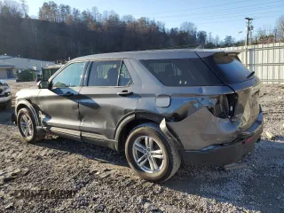 2022 Ford Explorer with VIN 1FMSK8BB1NGB20884, listed as a Copart auction lot 85705254 with 14,807 mi miles and Salvage Title. Bid and sale history available at carsss.com. Image 2.
