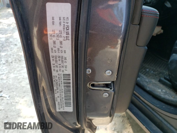 2019 Jeep Cherokee Trailhawk Elite с VIN 1C4PJMBN5KD123705, выставлен на аукционе Copart как лот 58827215 с пробегом 56 913 миль миль и Списание • Salvage title. История ставок и продаж доступна на DreamBid. Изображение 14.